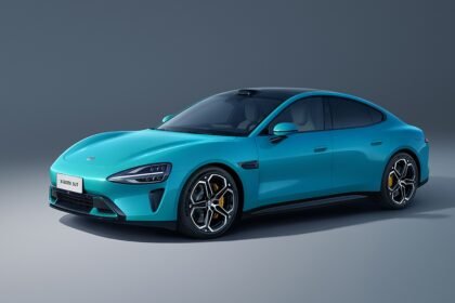 Xiaomi Poaches Tesla Delivery Manager