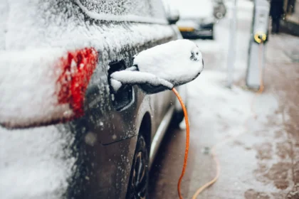 Do Hybrid Vehicles in Cold Climates Really Save Money