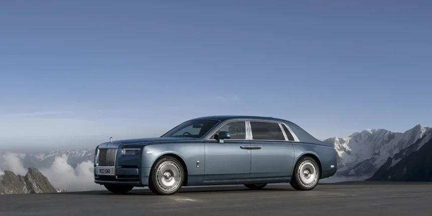 Why the Rolls-Royce Phantom Is the World's Most Luxurious Sedan