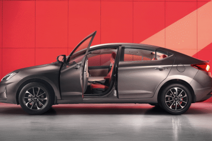 Hyundai Elantra Special Edition Price in Pakistan and Complete Review