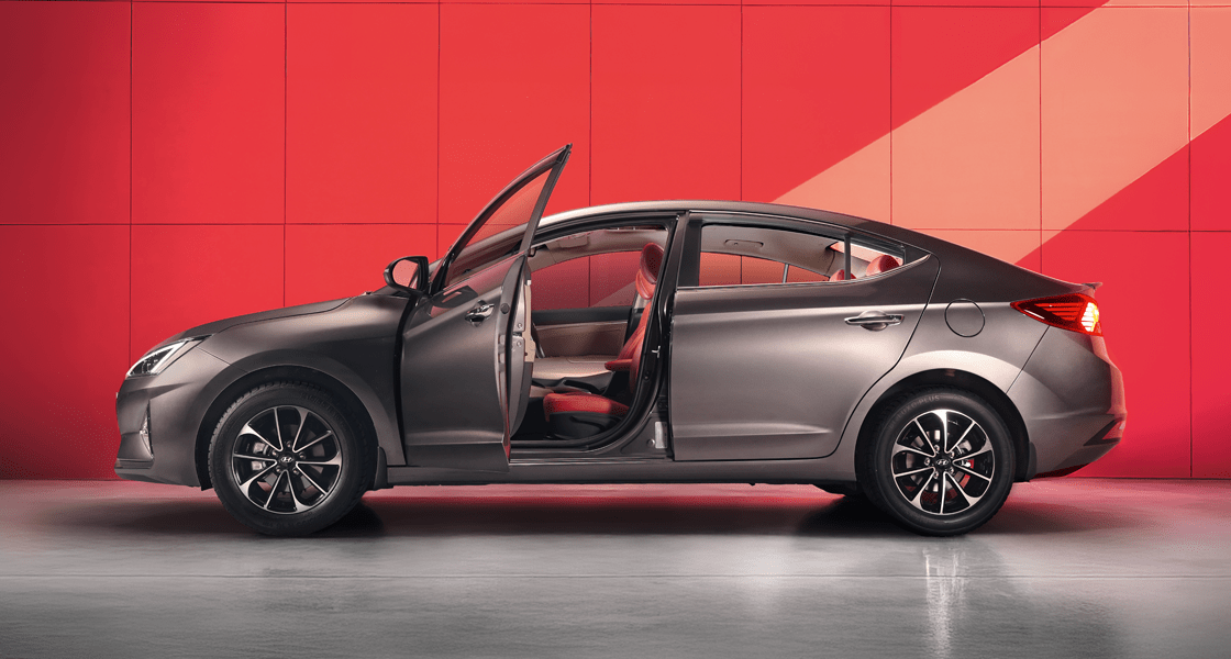 Hyundai Elantra Special Edition Price in Pakistan and Complete Review